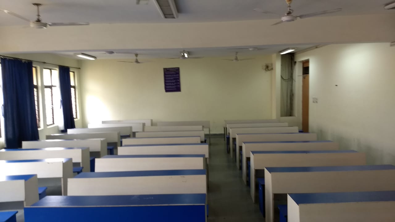 Heritage Institute of Technology Classroom(2)