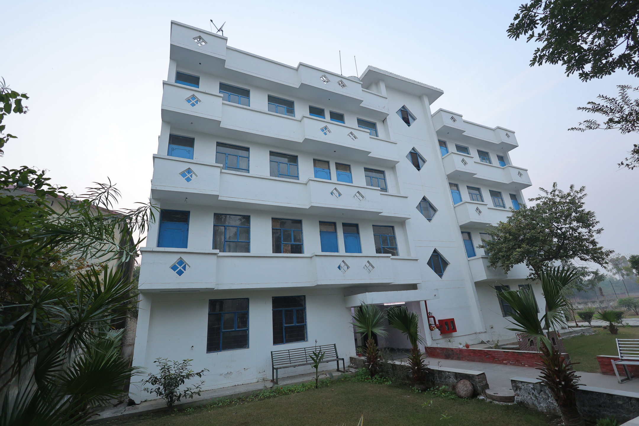 HIMT Group of Institutions Others(20)