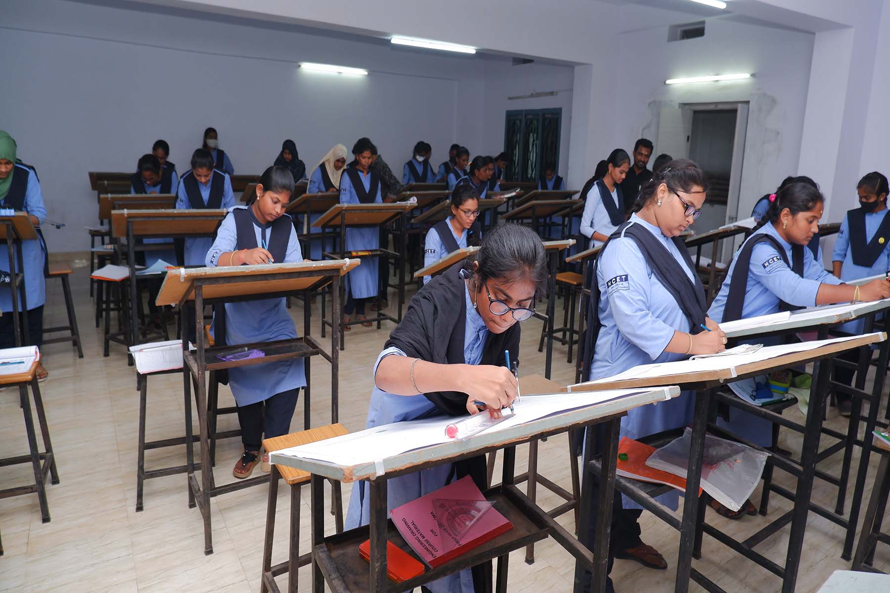 Hindu College of Engineering and Technology Others(2)