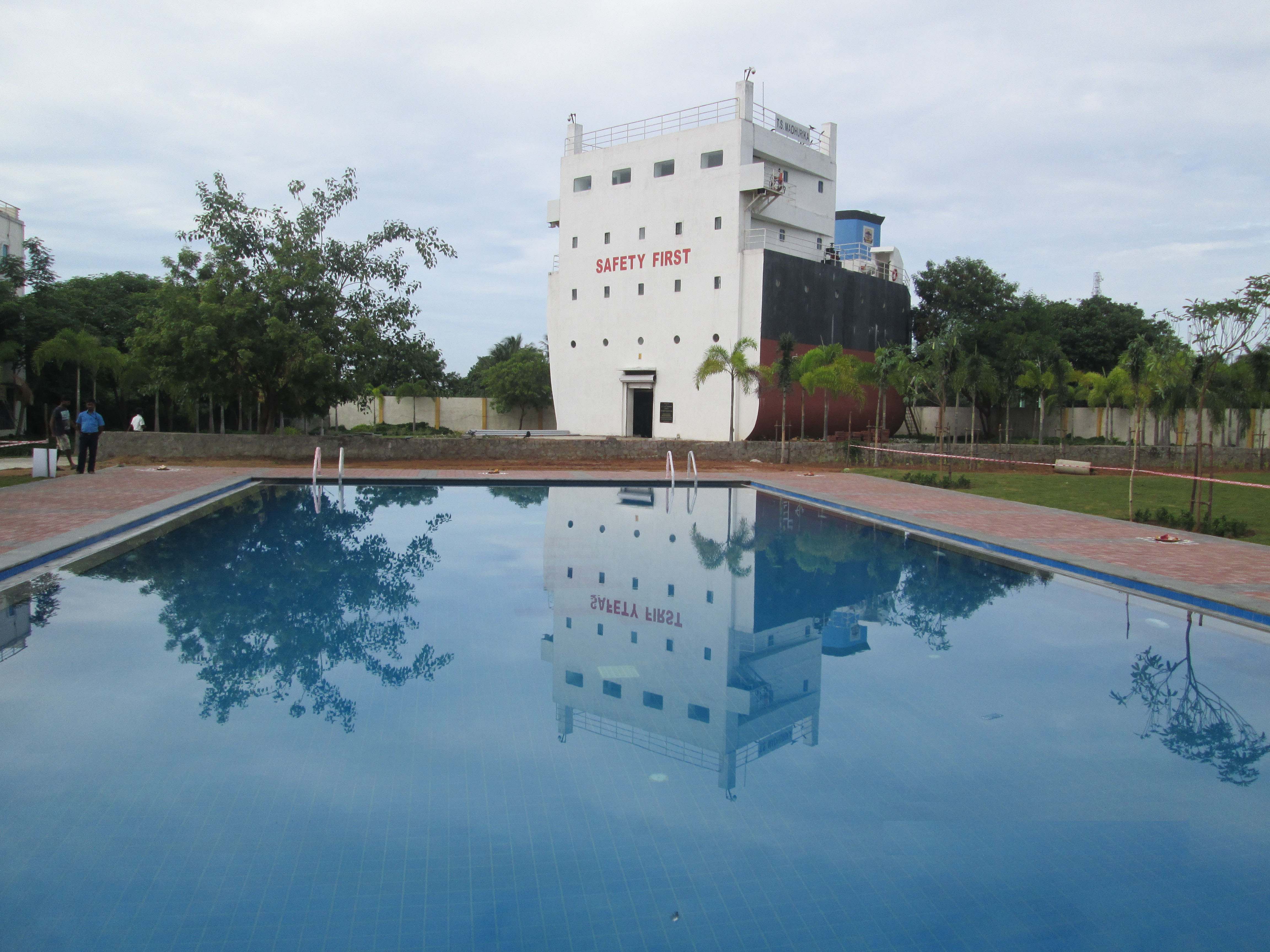HIMT Chennai Swimming Pool(1)