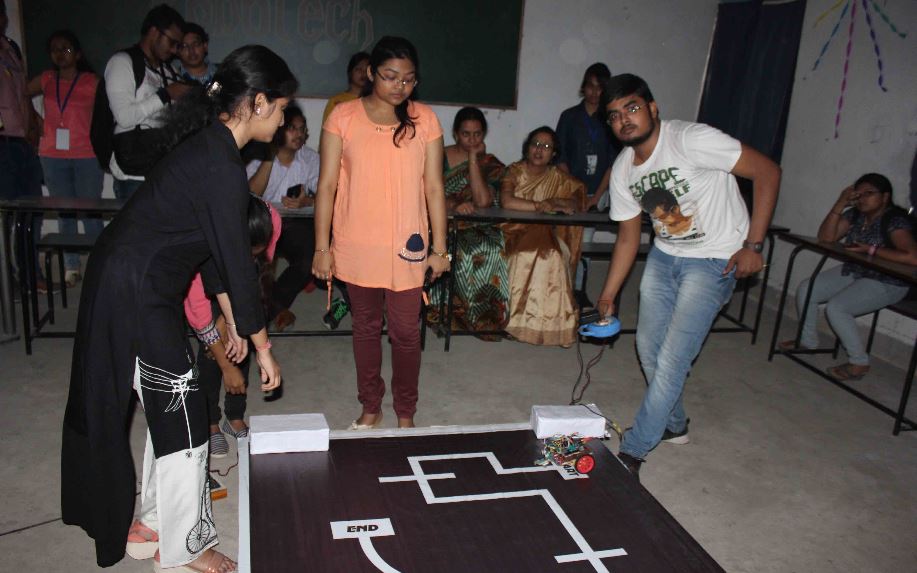 Hooghly Engineering and Technology College Labs(1)