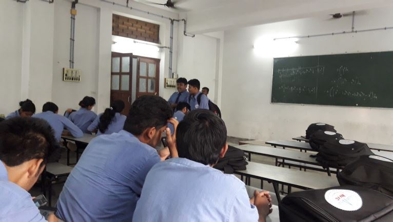 Hooghly Engineering and Technology College Classroom