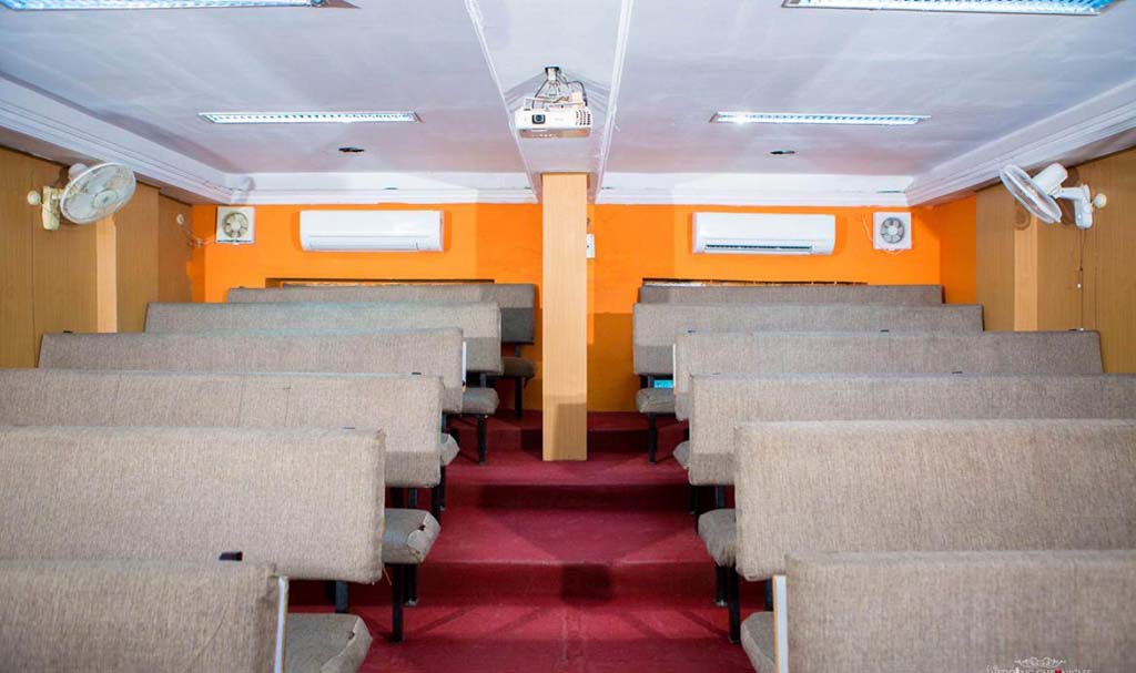 IACG Multimedia College Classroom