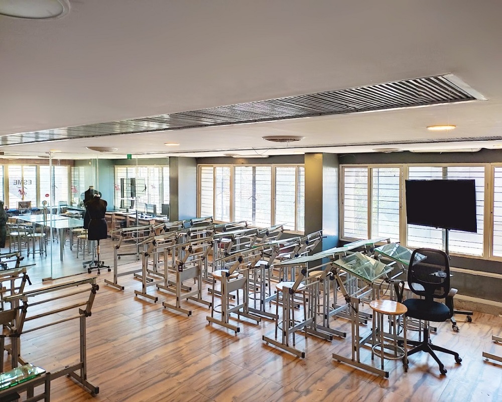 IDeA World College Classroom(5)