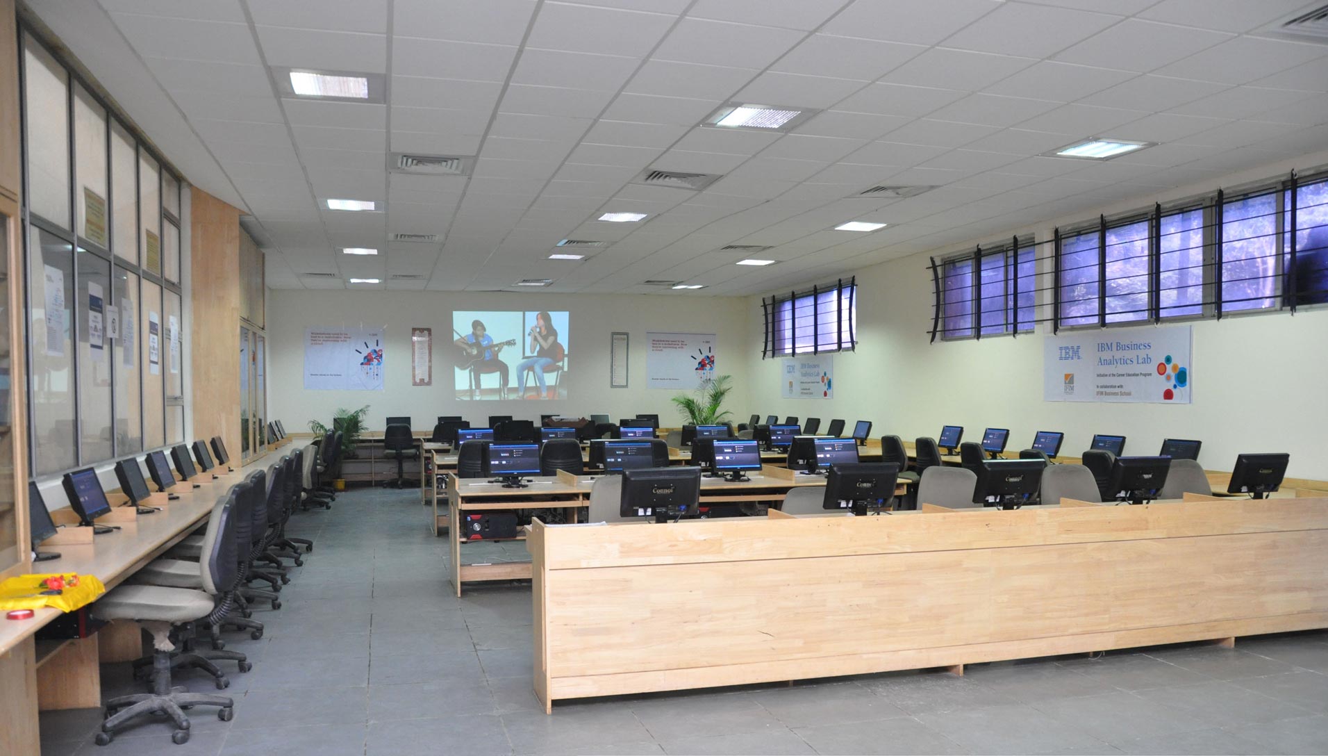 IFIM School of Management Labs