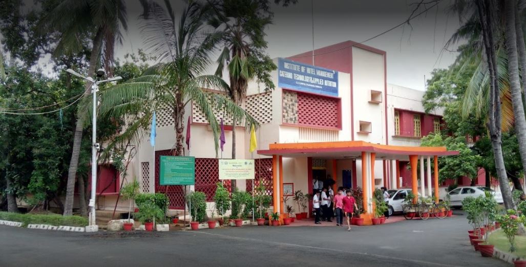 IHM Chennai Main Building(2)