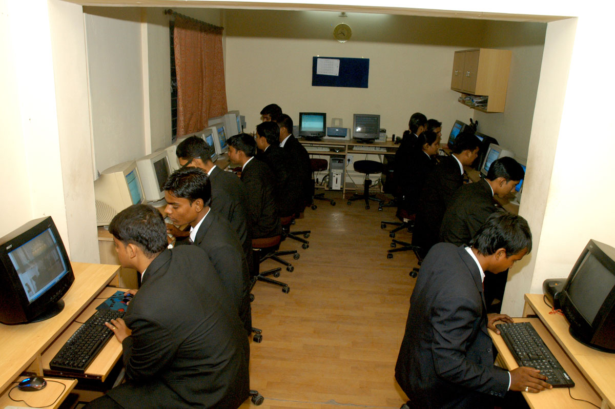 Institute of Hotel and Restaurant Management Labs(1)