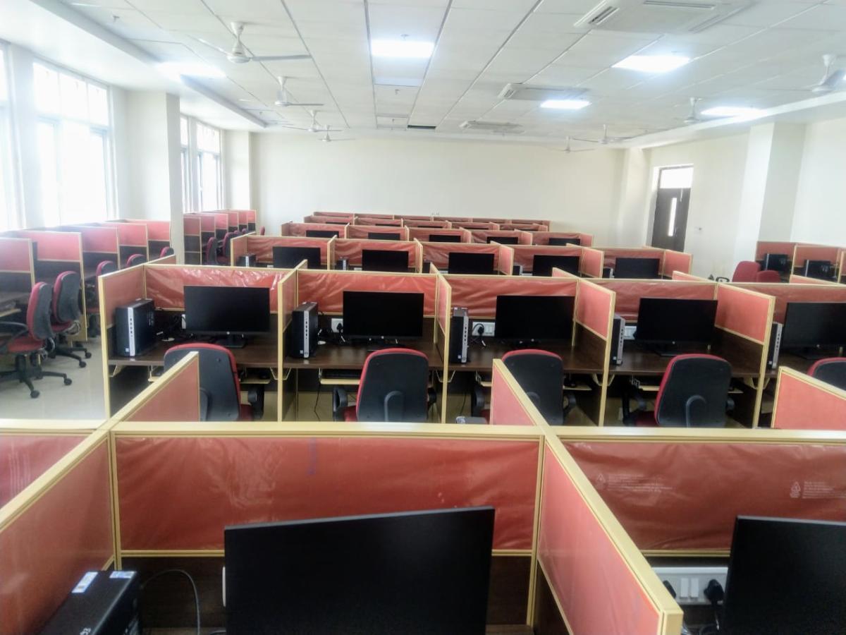 IIIT Lucknow Labs