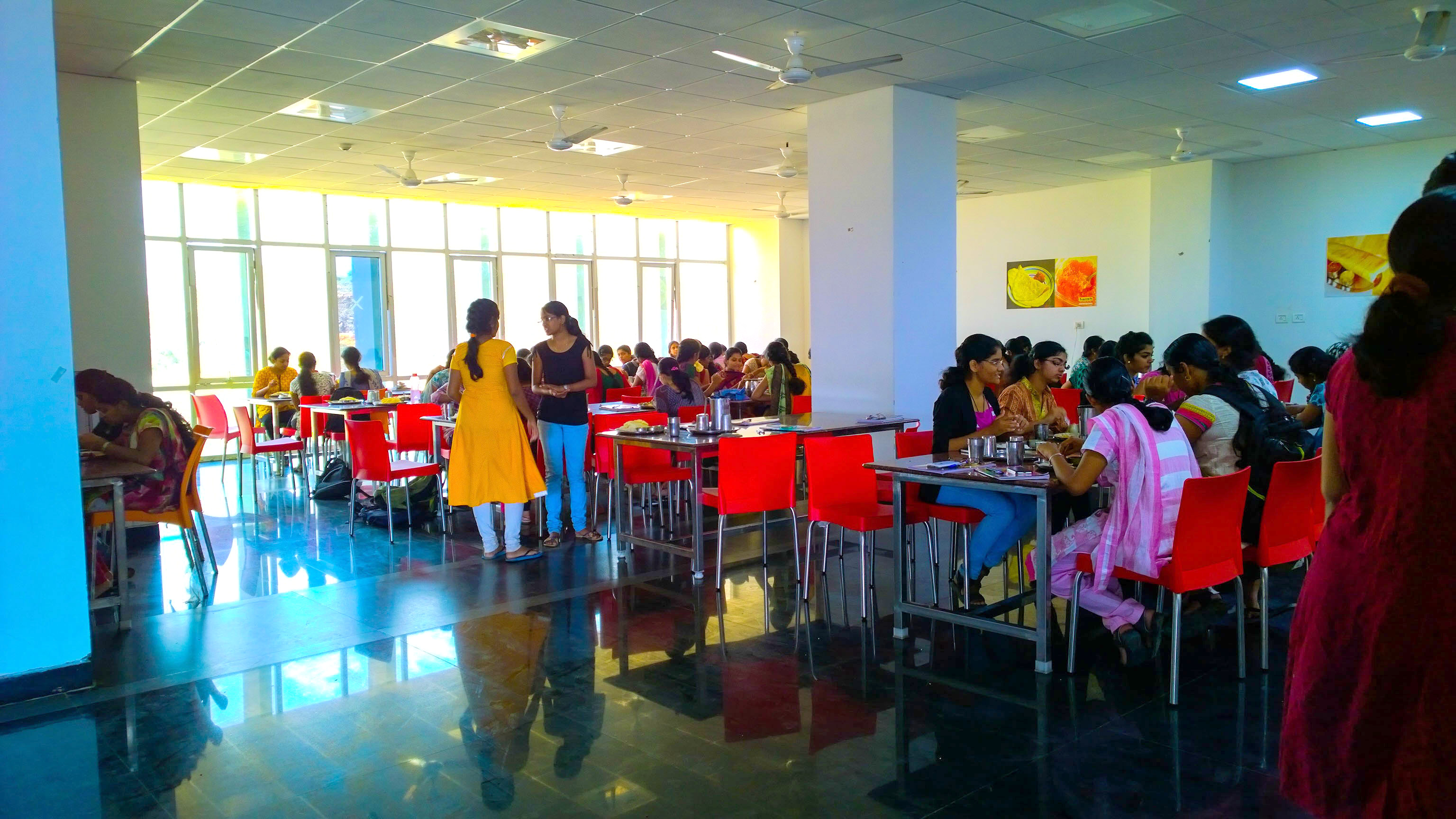 IIITDM Kancheepuram Cafeteria / Mess