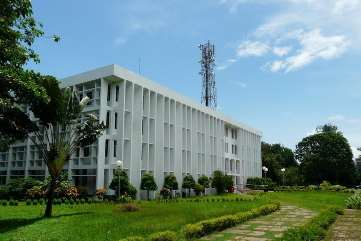 IIM Calcutta Campus Building