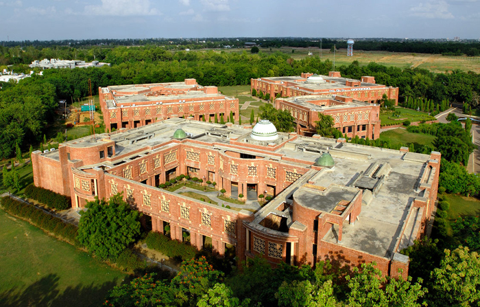 IIM Lucknow Campus View(1)