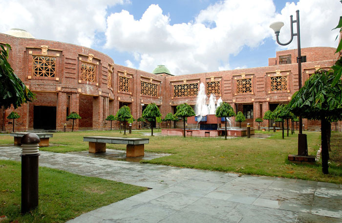 IIM Lucknow Campus View(2)