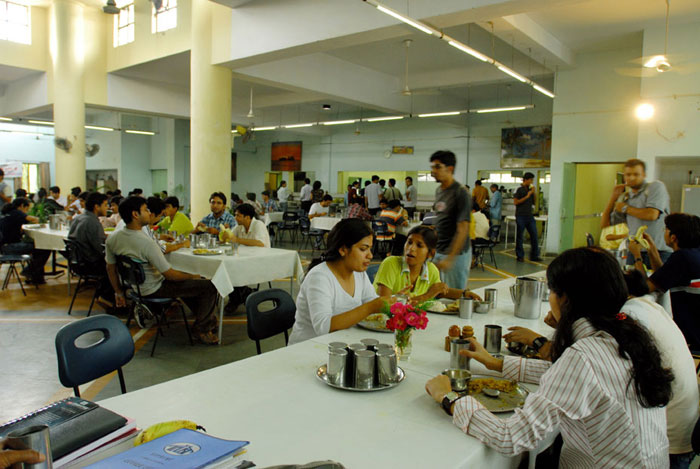 IIM Lucknow Cafeteria / Mess