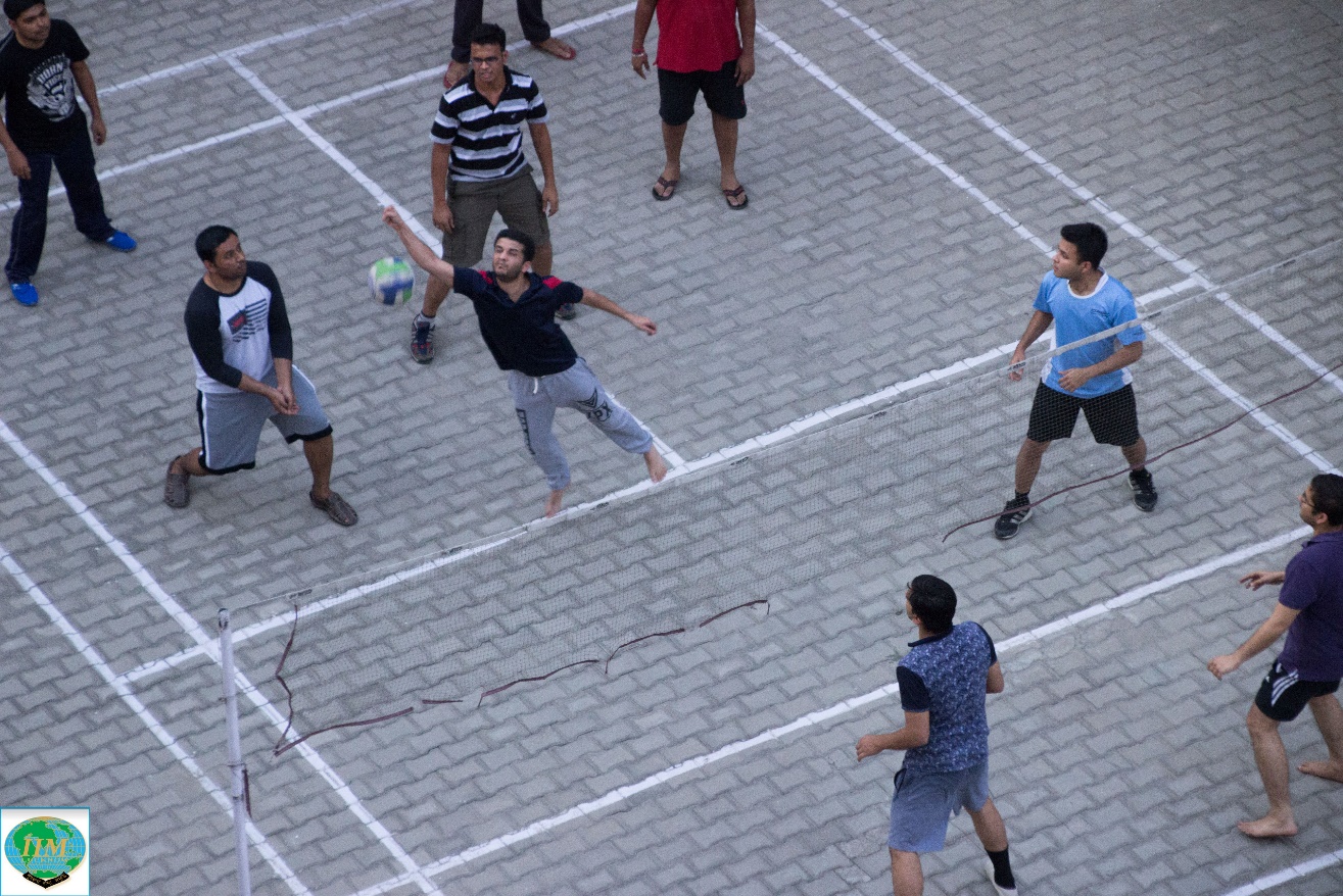 IIM Lucknow - Indian Institute of Management - Noida Campus Sports Facility(3)