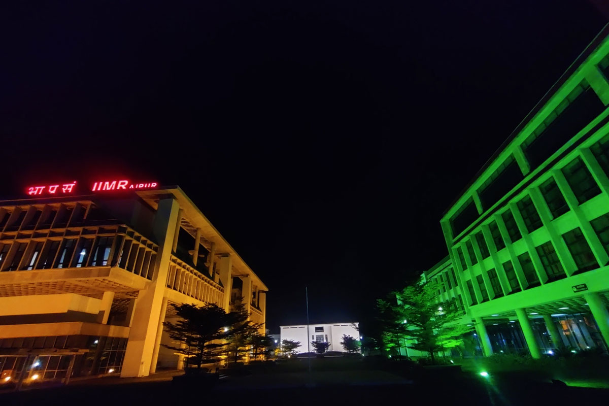 IIM Raipur Library(2)
