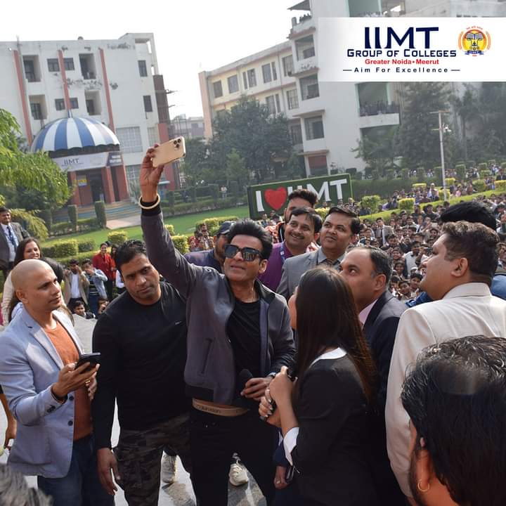IIMT Greater Noida Celebrity Visit(1)