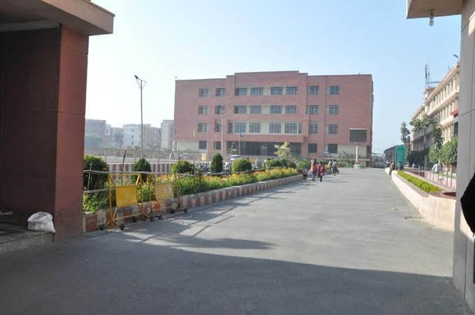IIMT University Campus View(2)