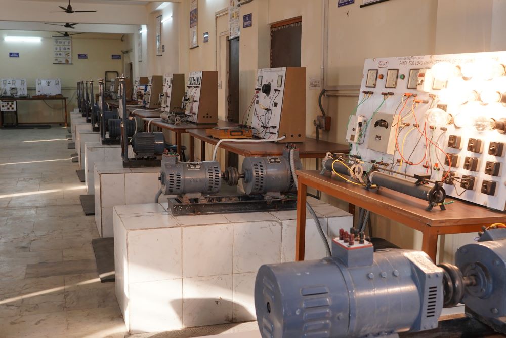 IIMT University Labs(7)