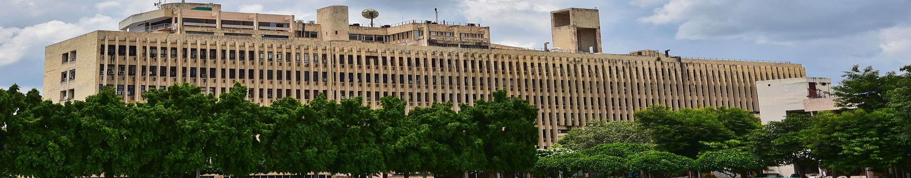 IIT Delhi Campus Building(1)
