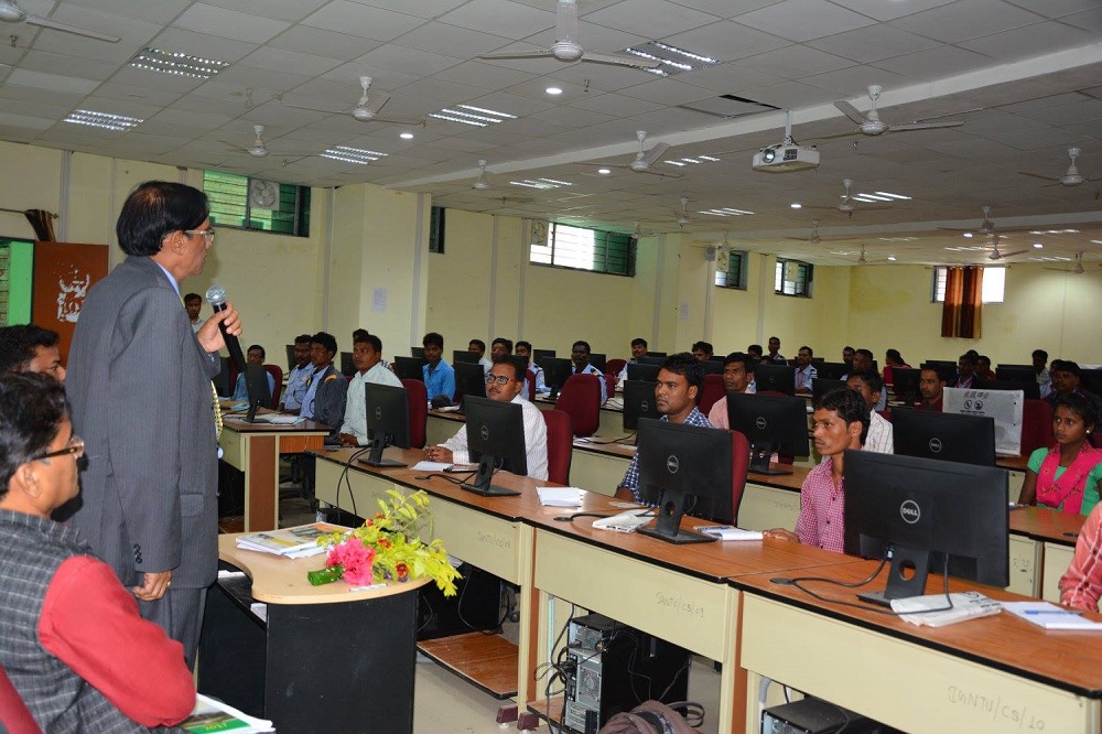 Indira Gandhi National Tribal University Labs