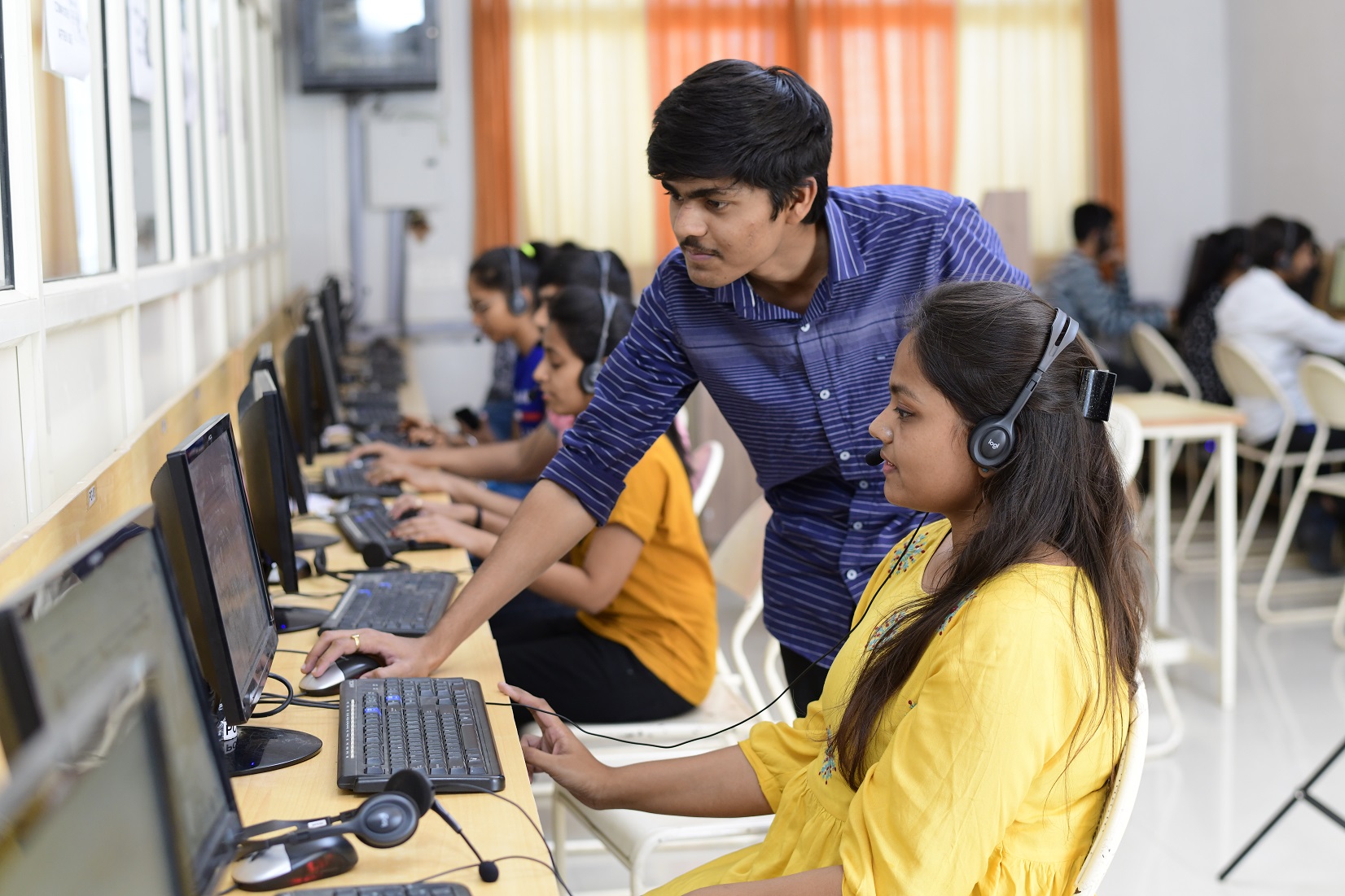 Indrashil University Labs(1)