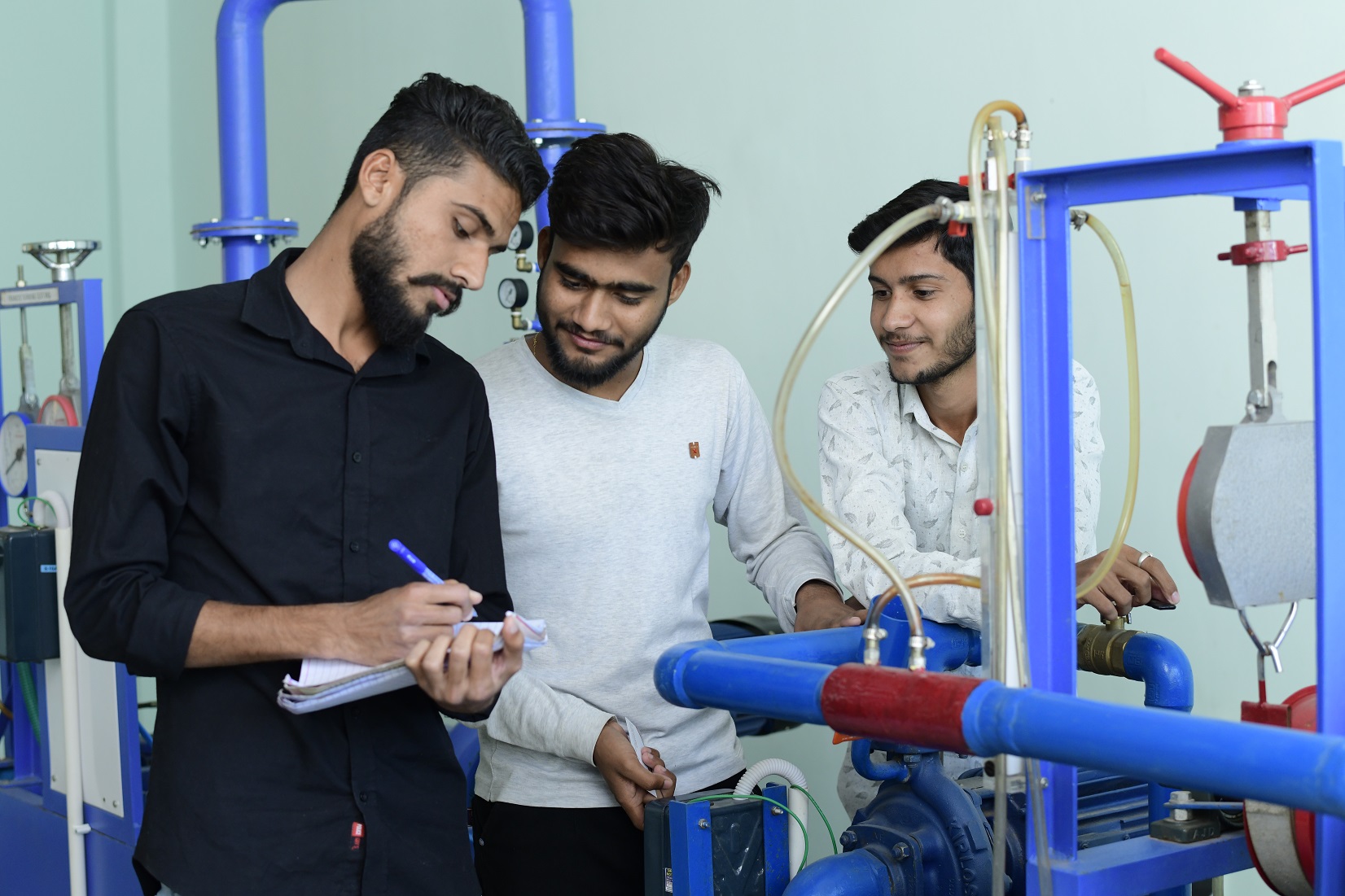 Indrashil University Labs(3)