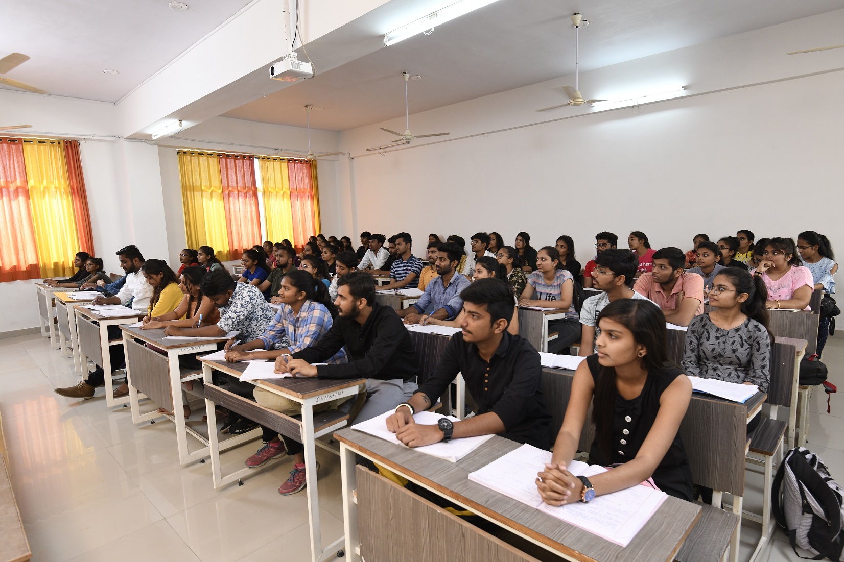 Indrashil University Classroom(1)