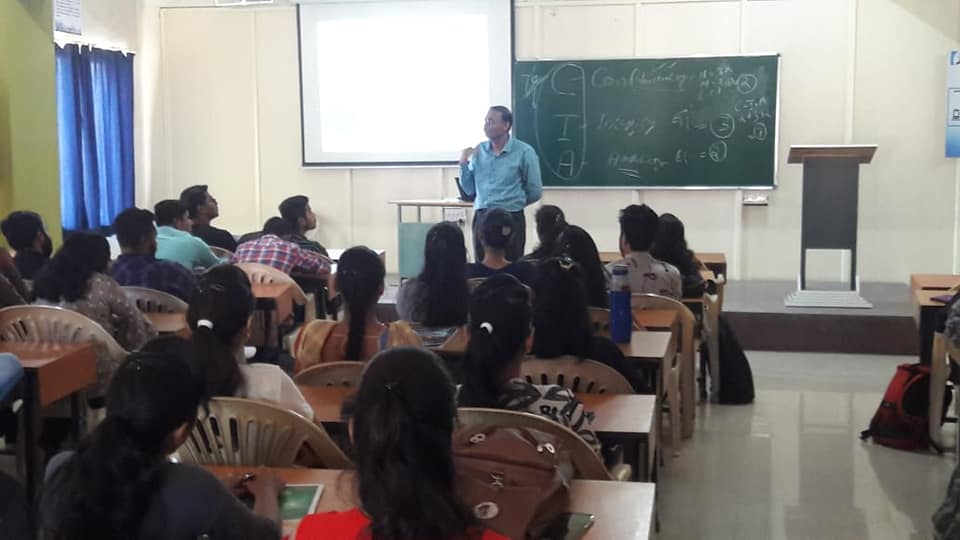 IICMR Classroom(1)