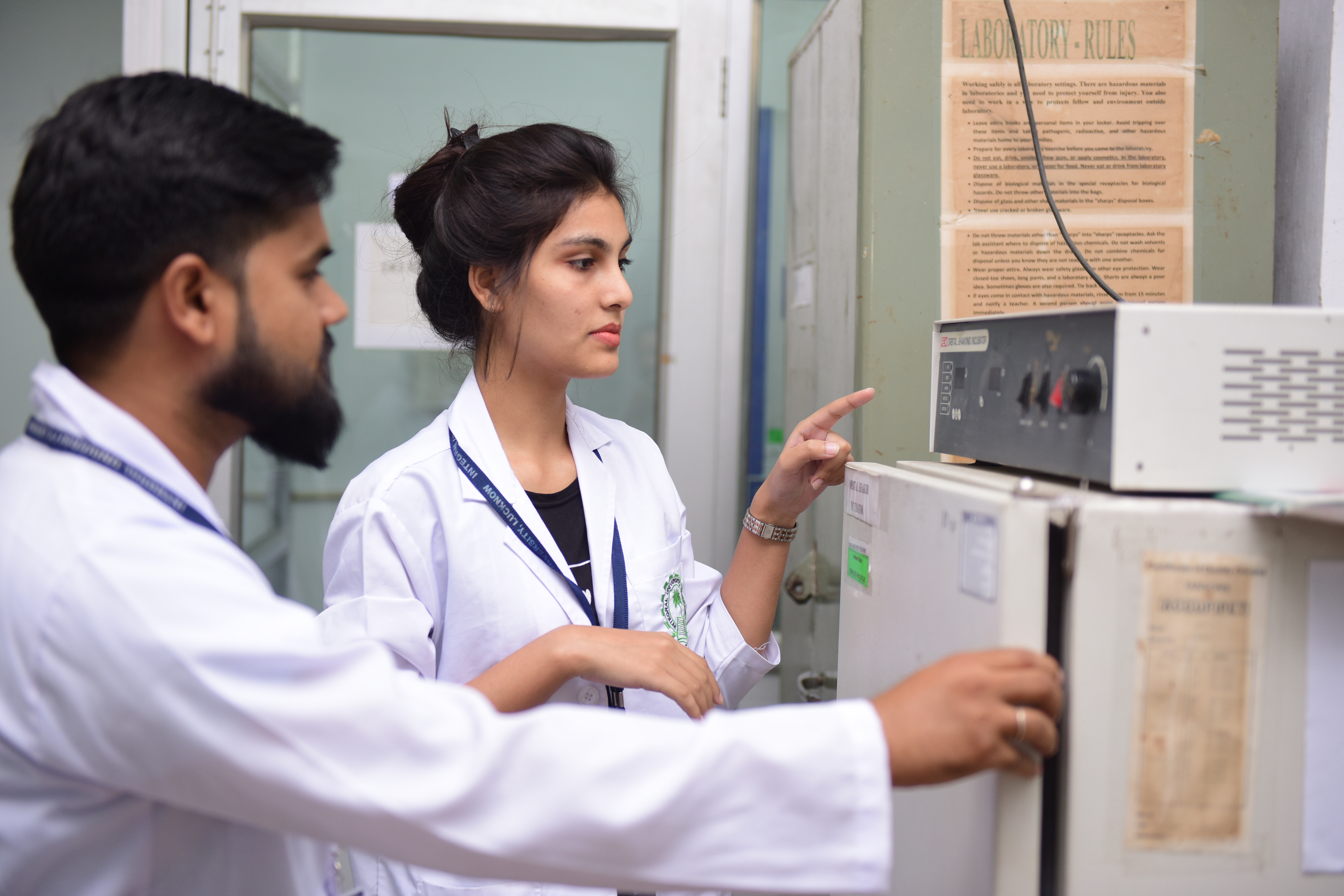 Integral University Labs(2)