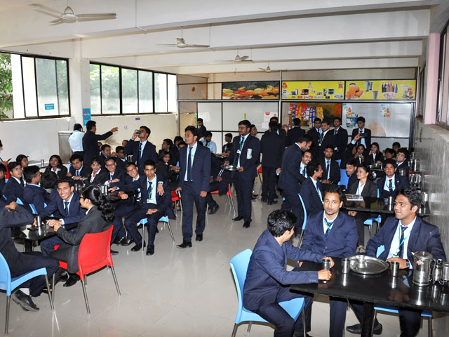 IIMS Pune Cafeteria / Mess
