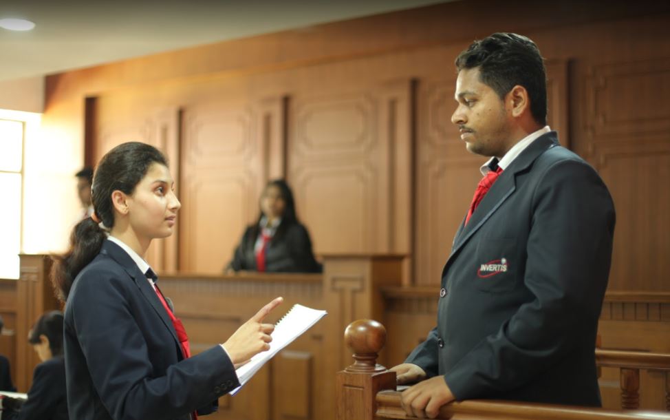 Invertis University Moot Court