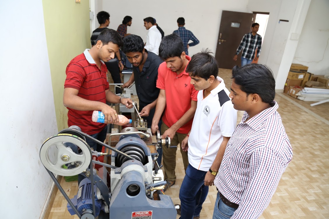 ITM Vocational University Labs(3)