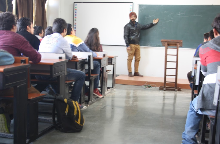 Jagannath University Classroom
