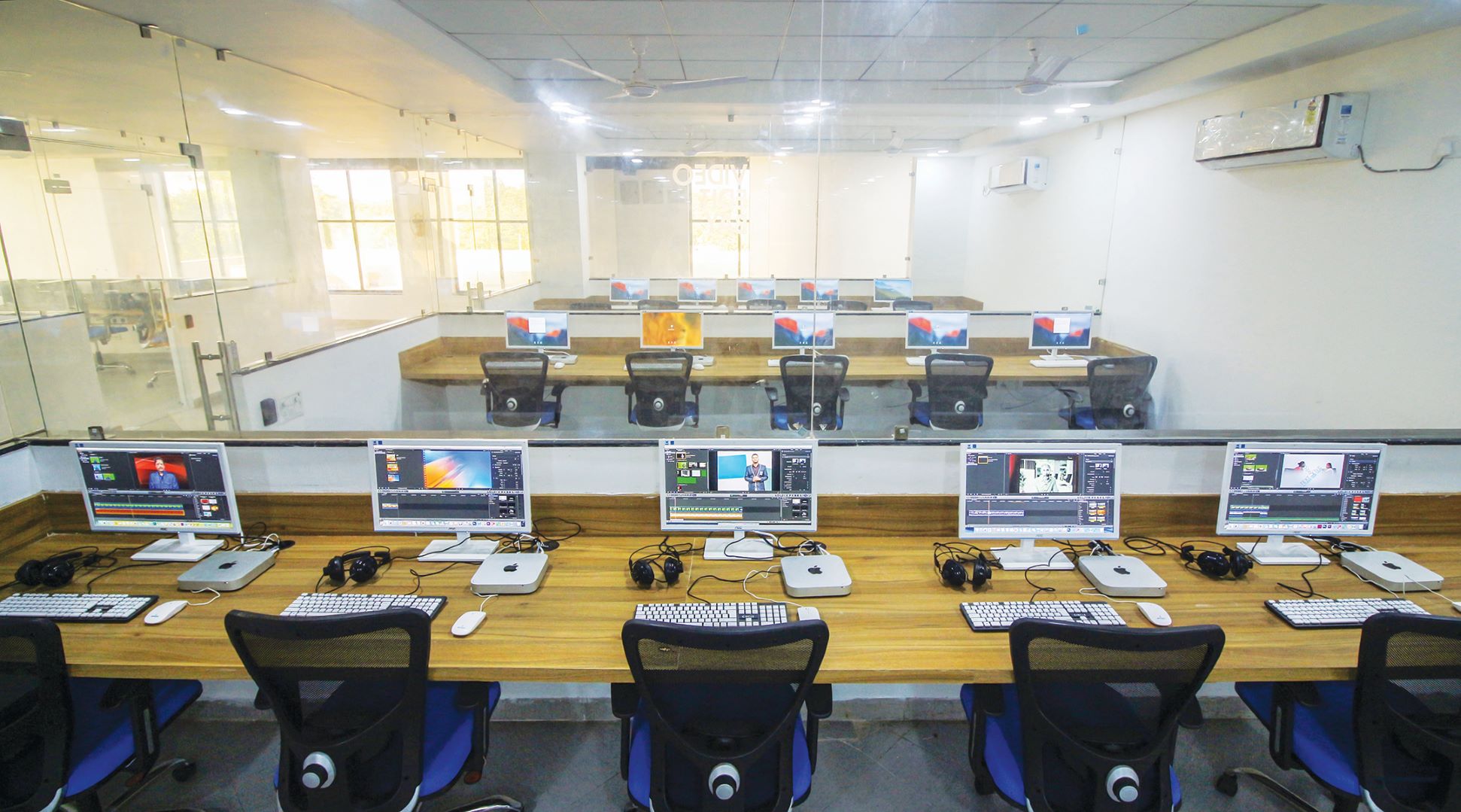 JLU Bhopal Labs(3)
