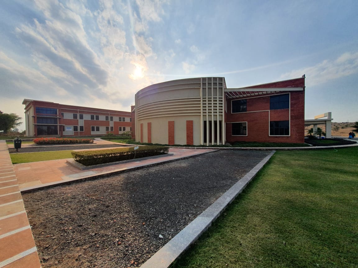 JLU Bhopal Main Building(2)