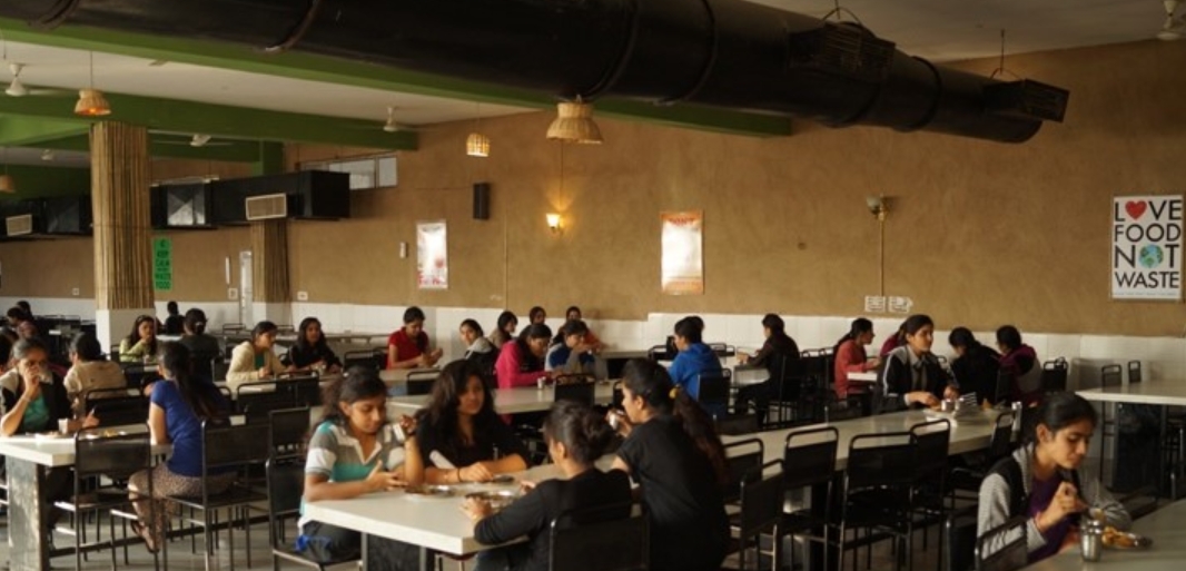Jayoti Vidyapeeth Women's University Cafeteria / Mess(2)