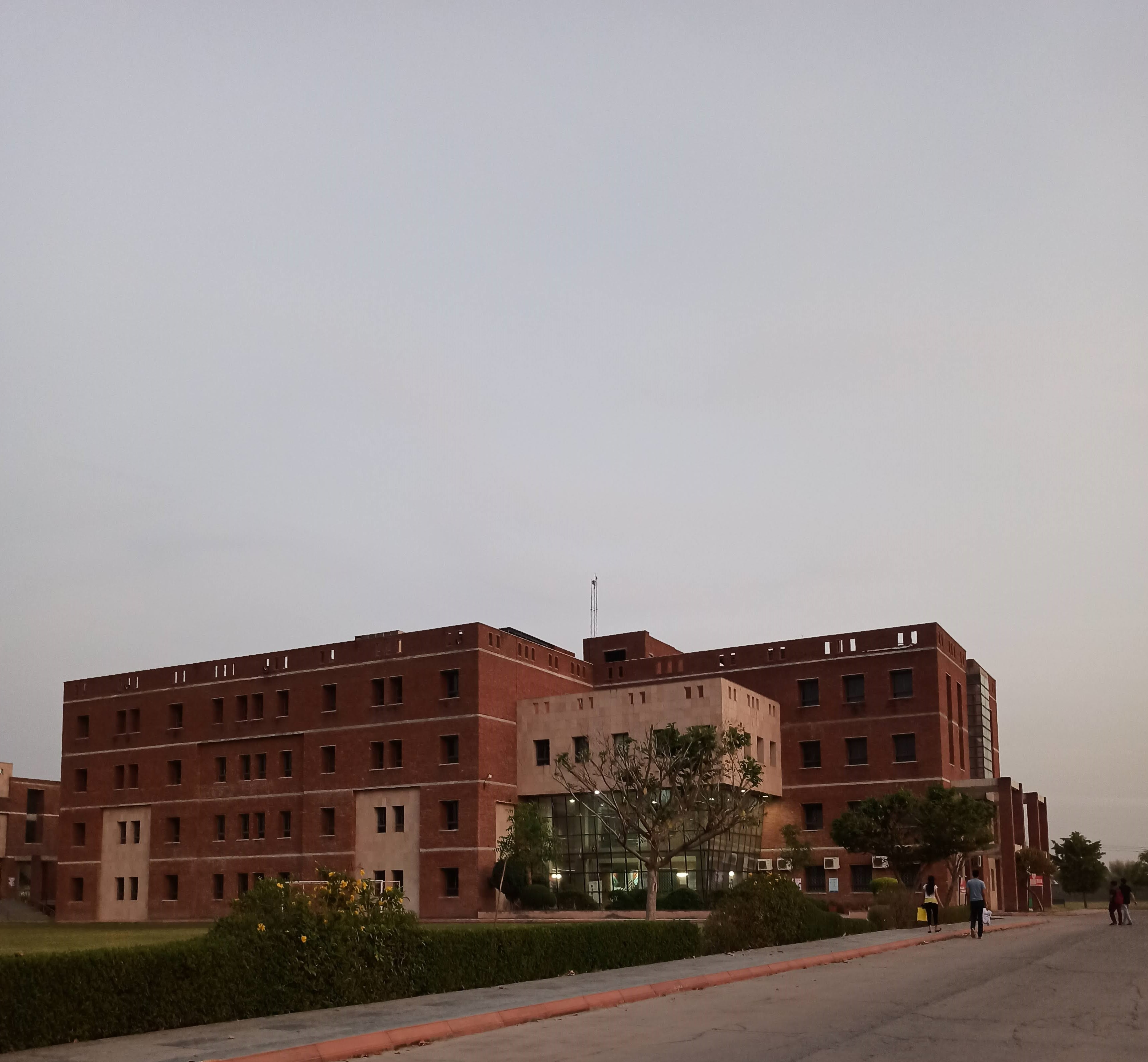 JECRC University Campus Building(3)