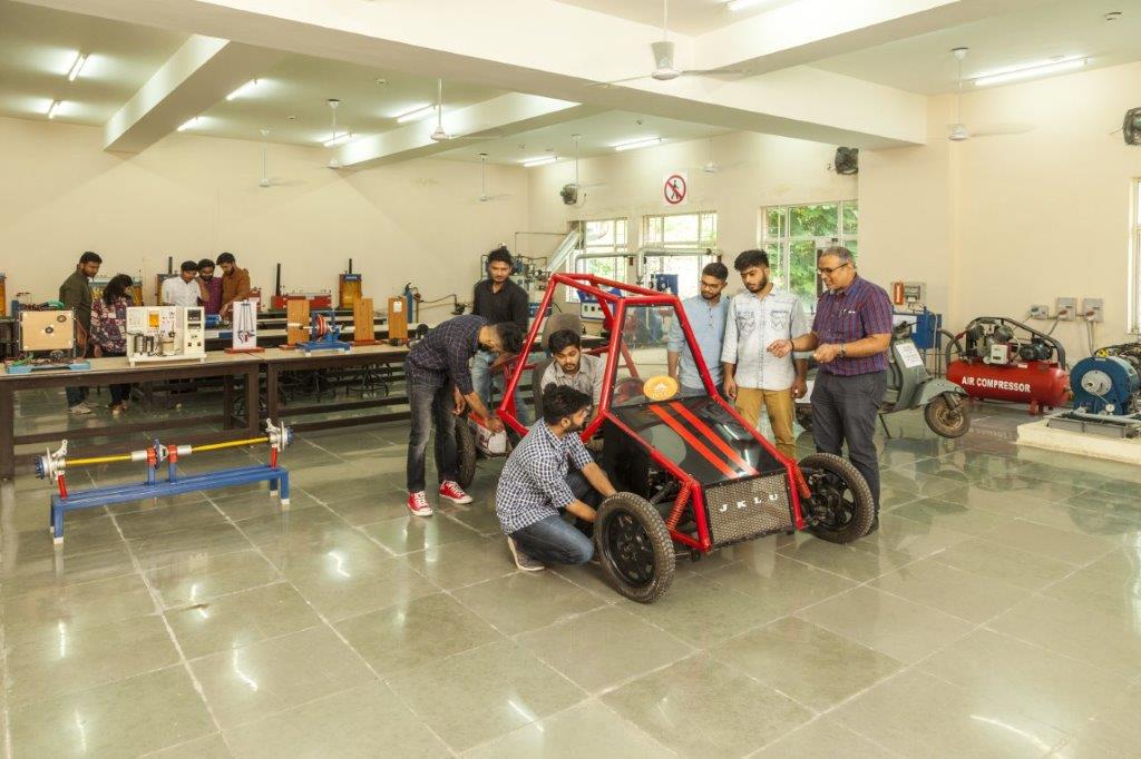 JK Lakshmipat University Labs(3)