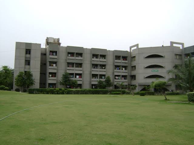 JSS Noida Campus View(1)