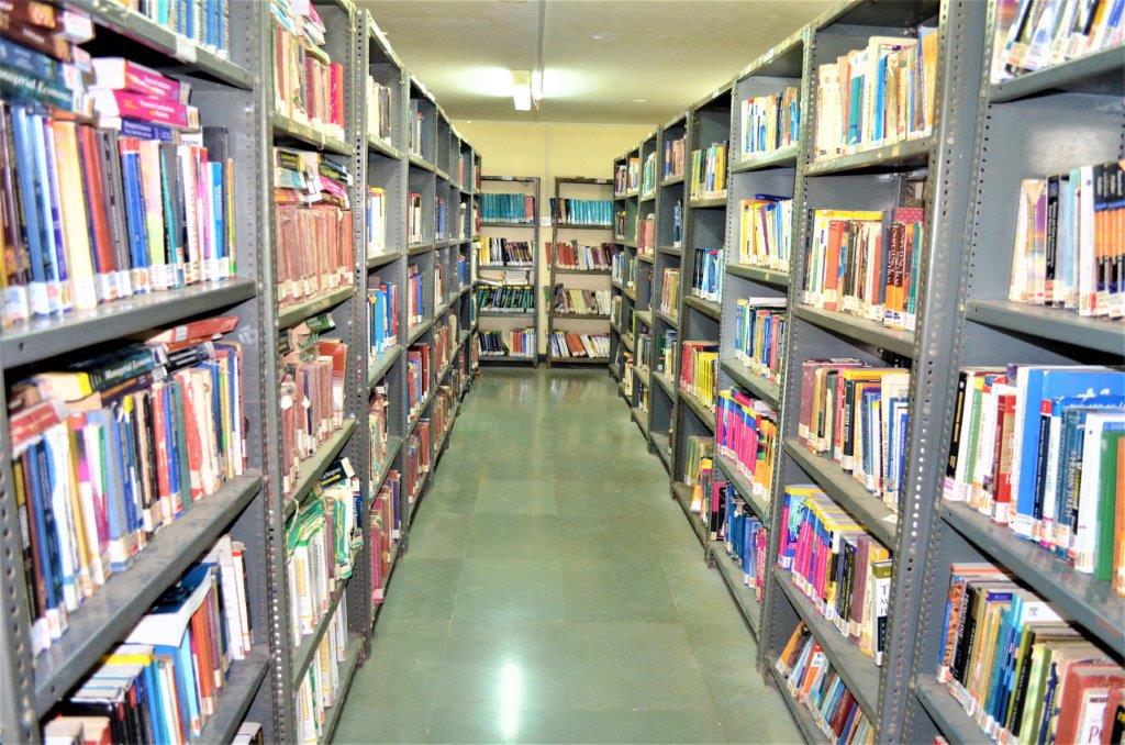 K J Somaiya Institute of Management Library(2)