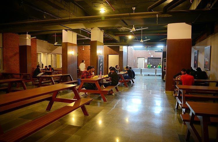 KCC Institute of Legal and Higher Education Cafeteria / Mess(2)