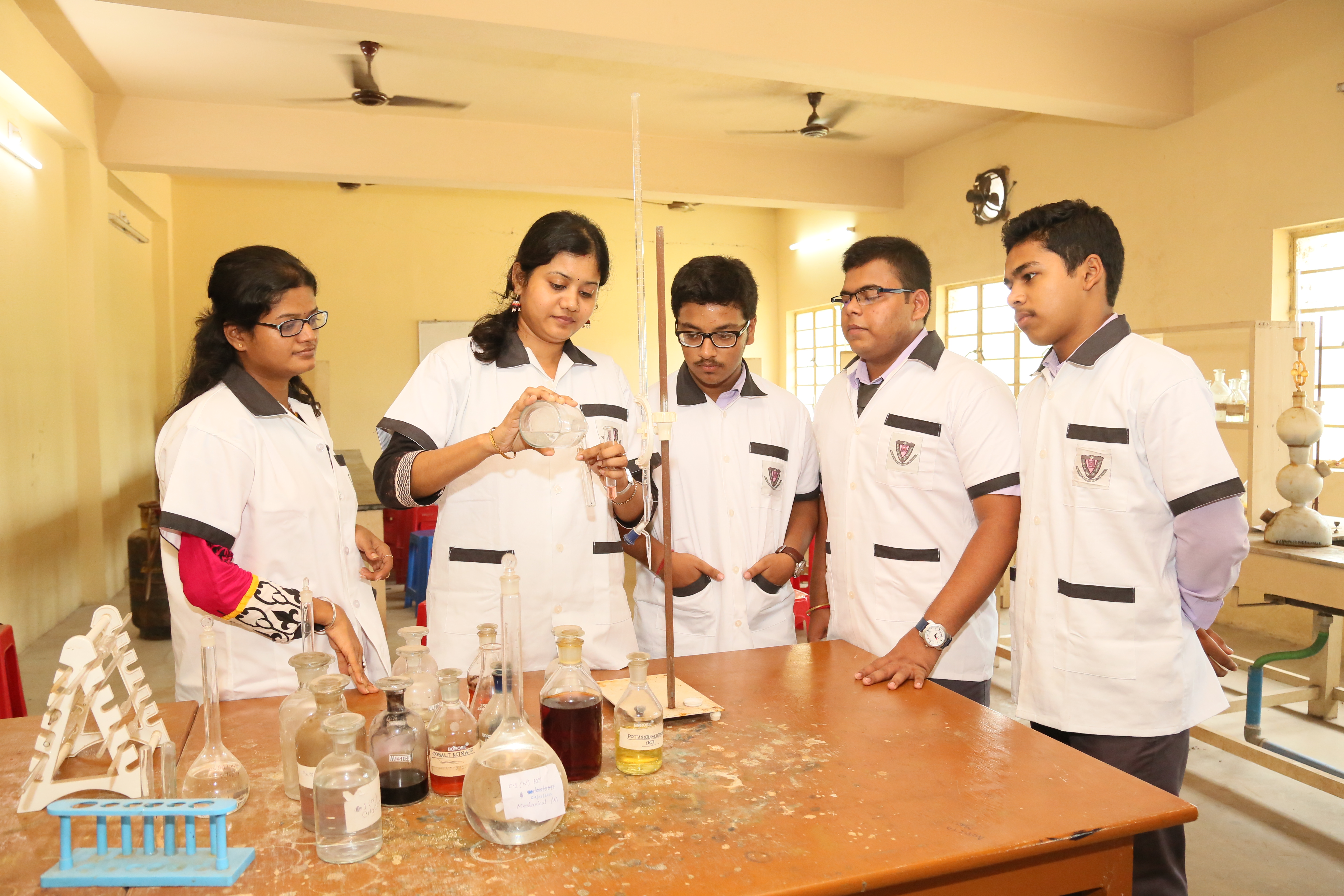 Kingston Educational Institute Labs(1)