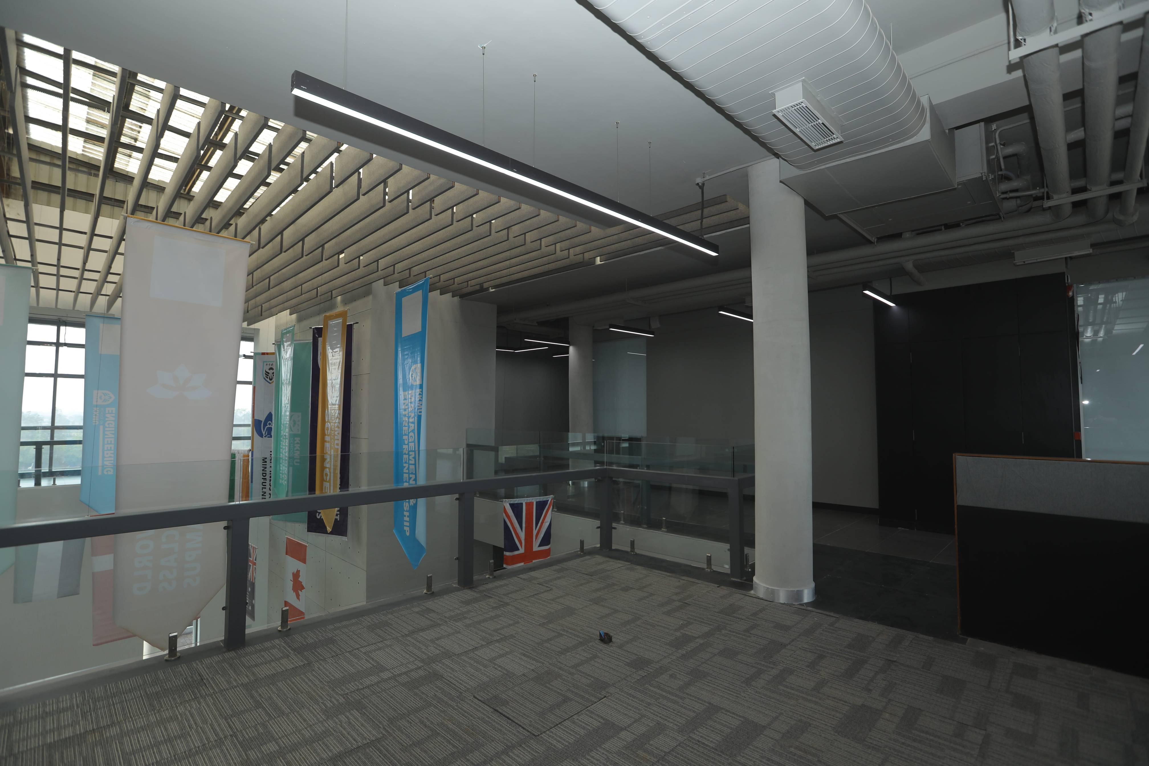 KK Modi University Campus View(9)