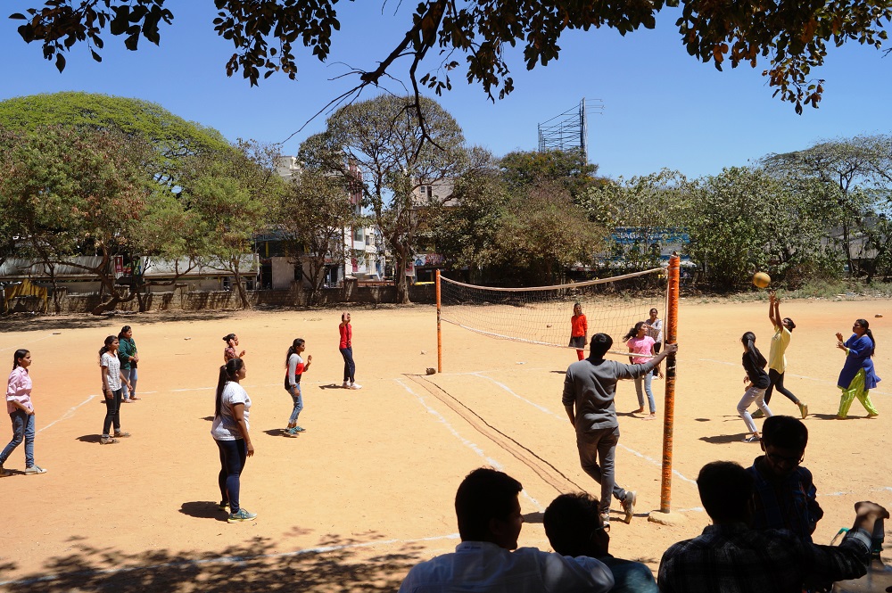 KLE Society's S Nijalingappa College Playground
