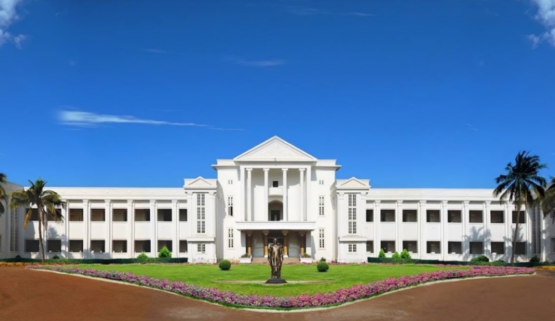 KLE Technological University Hubli Campus View(3)