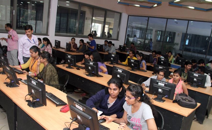 KLE Technological University Hubli Labs