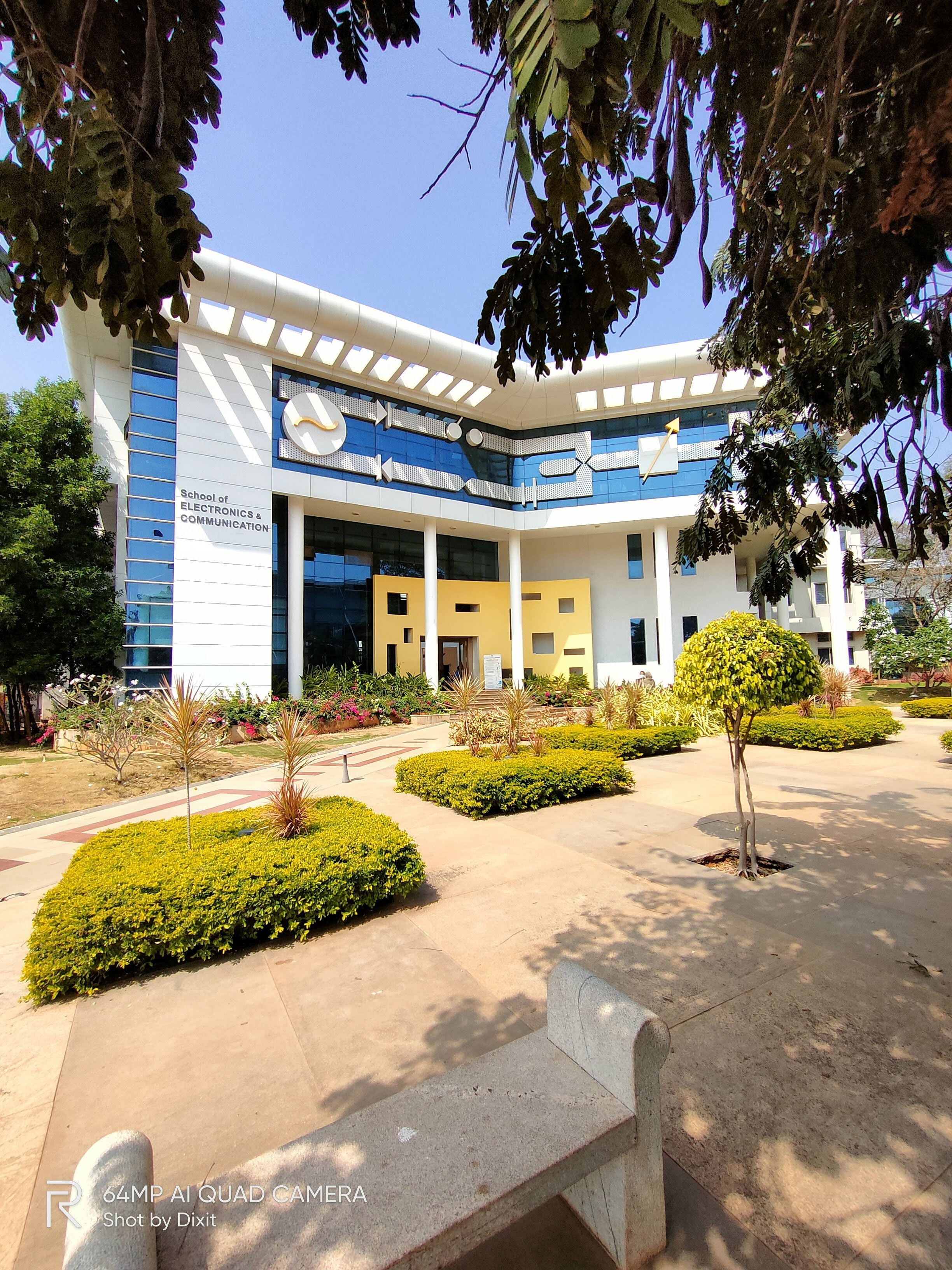 KLE Technological University Hubli Campus Building(2)