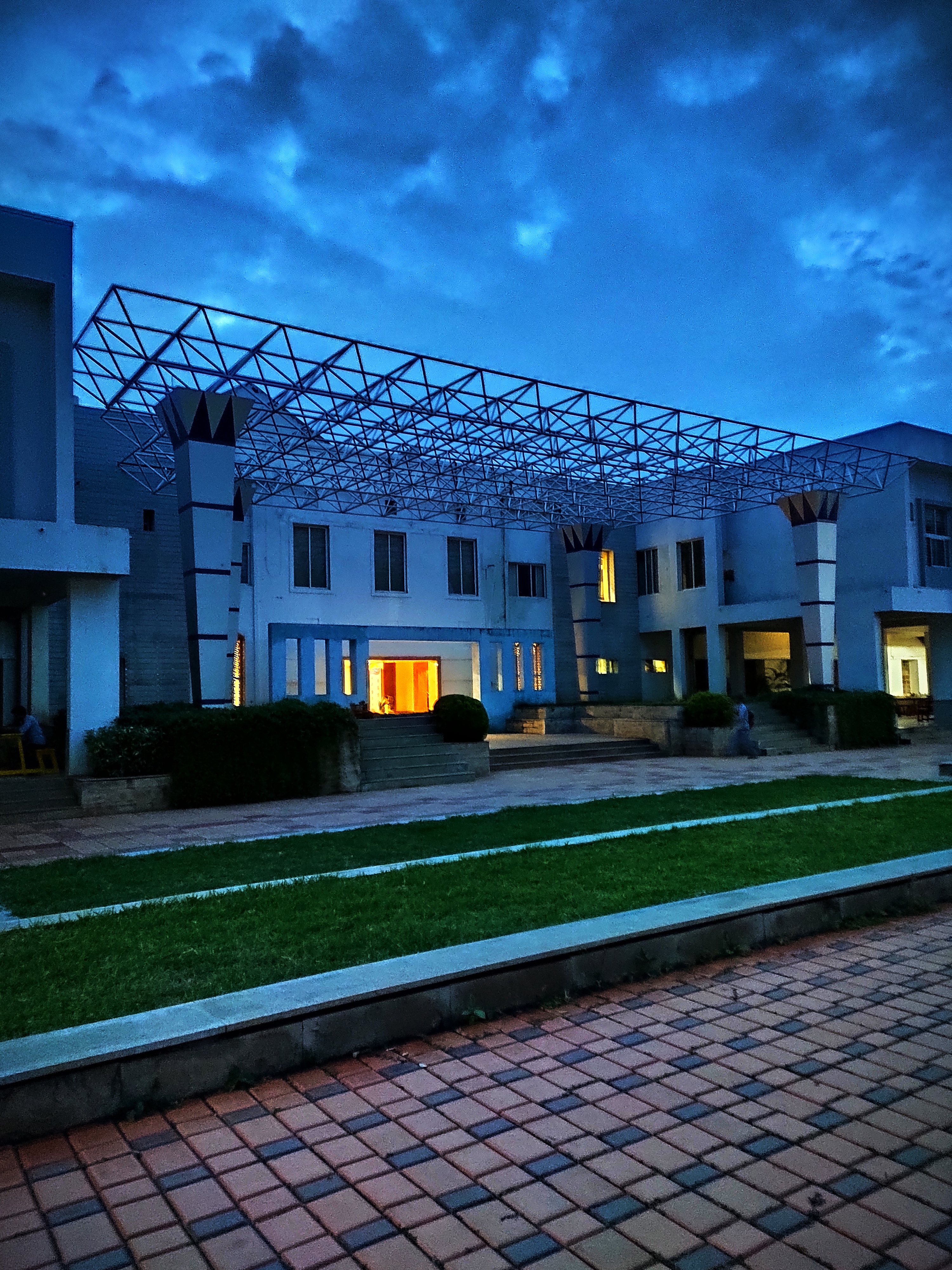 KLE Technological University Hubli Campus View(4)