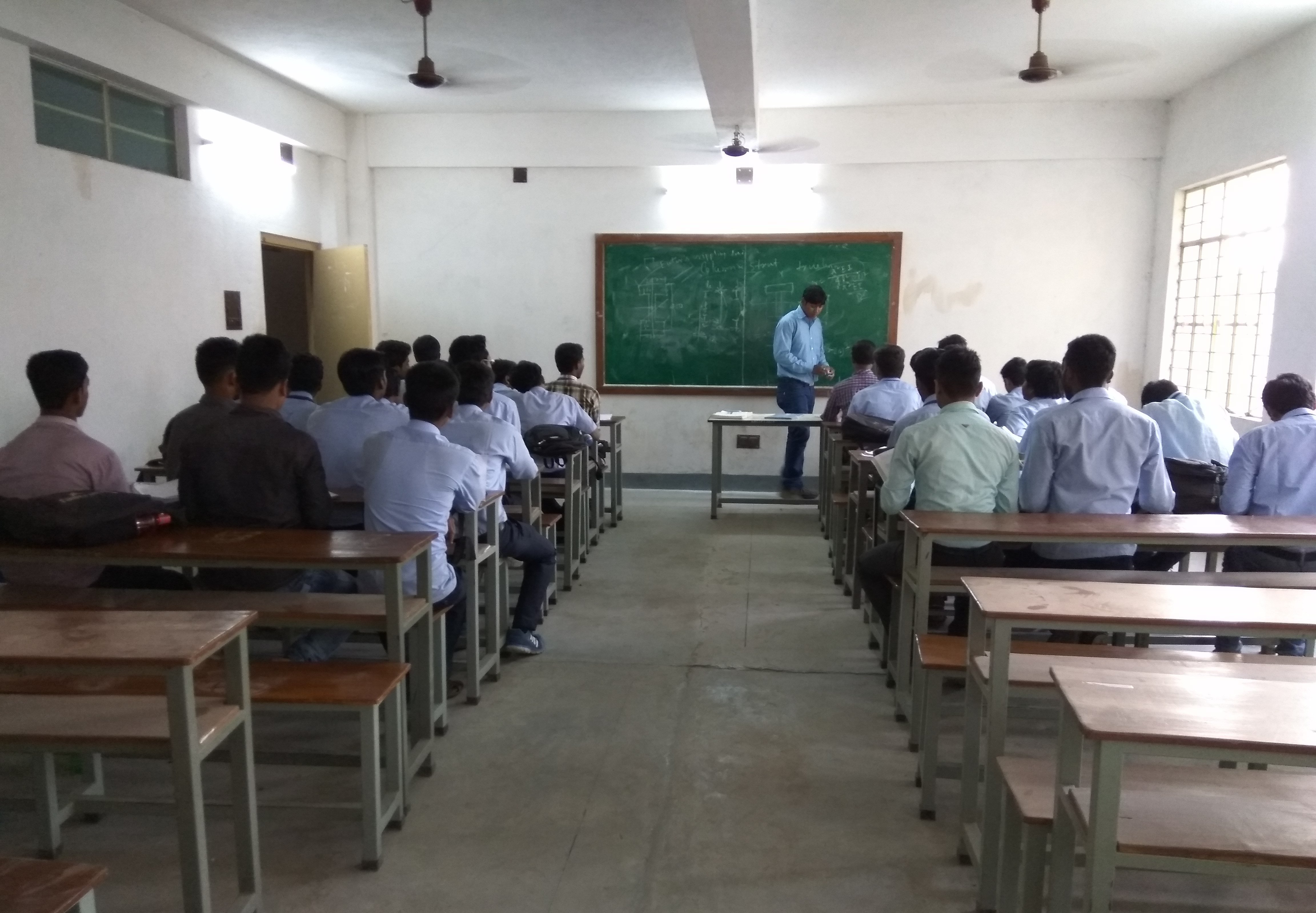 KPS Institute of Polytechnic Classroom