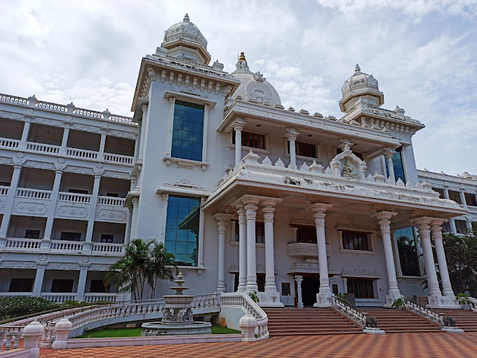 Kumaraguru College of Liberal Arts and Science Campus Building(1)